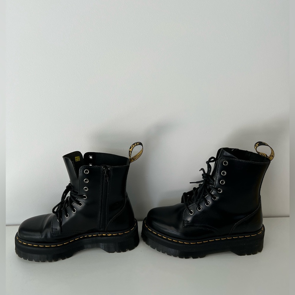 Dr Martens Jadon Flatform Chunky Boots